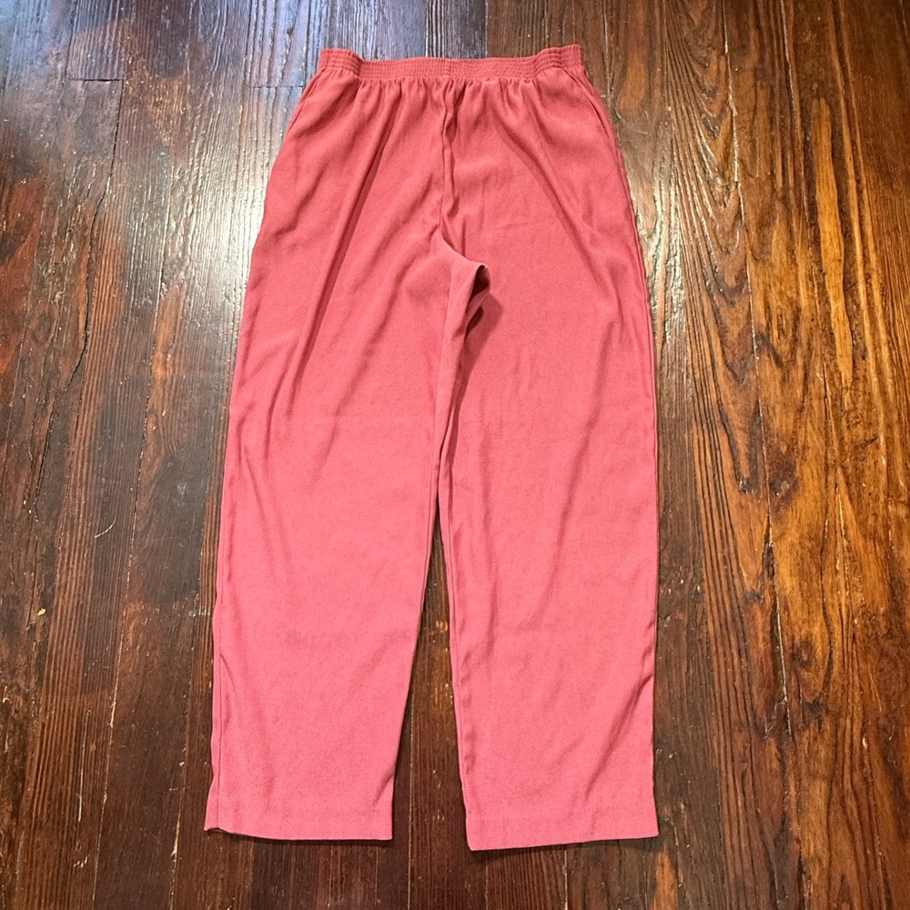 Alfred Dunner Pants Womens 16 Red Elastic Waist Pull On Straight Leg Stretch